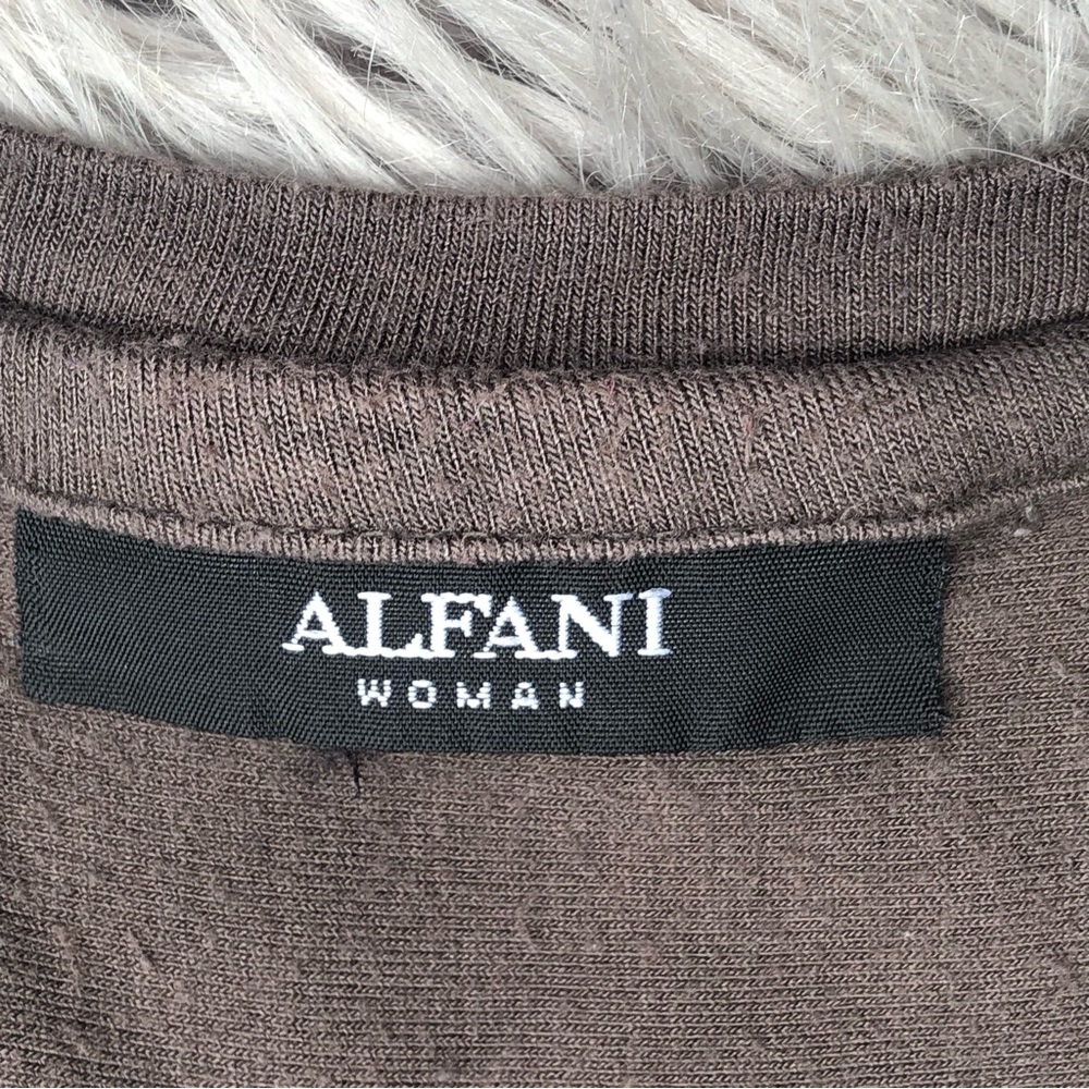 Alfani Woman Oversized Gray T-shirt with Curved Hi-Lo Hem, Size M - Picture 4 of 4